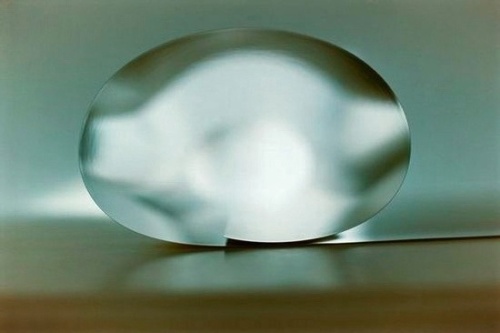 Wolfgang Tillmans: Paper drop (space), 2006