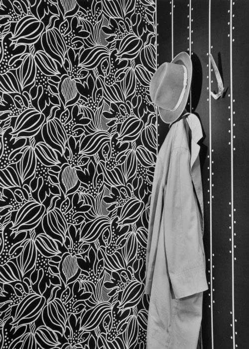 Ruth Hallensleben: Photographs for Wallpaper by Pickhardt & Siebert, 1955